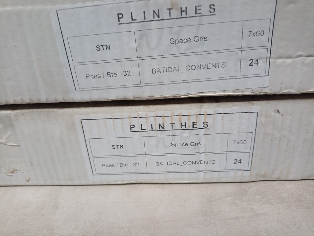 Carrelage et plinthe Space gris