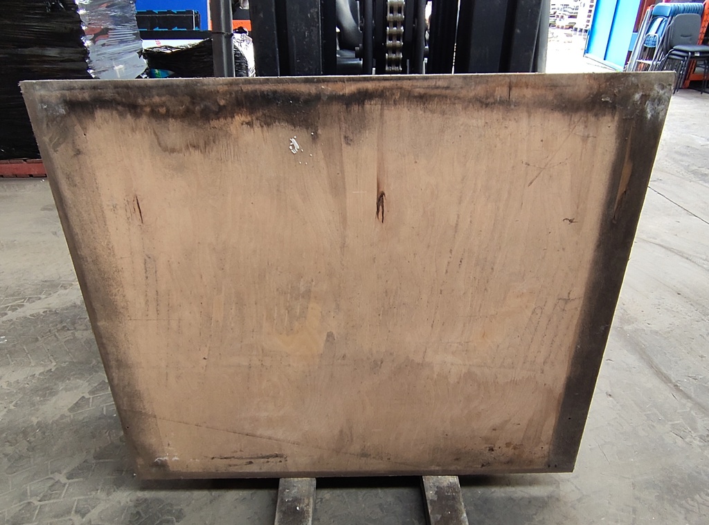 Panneaux multiplex + feuille métallique