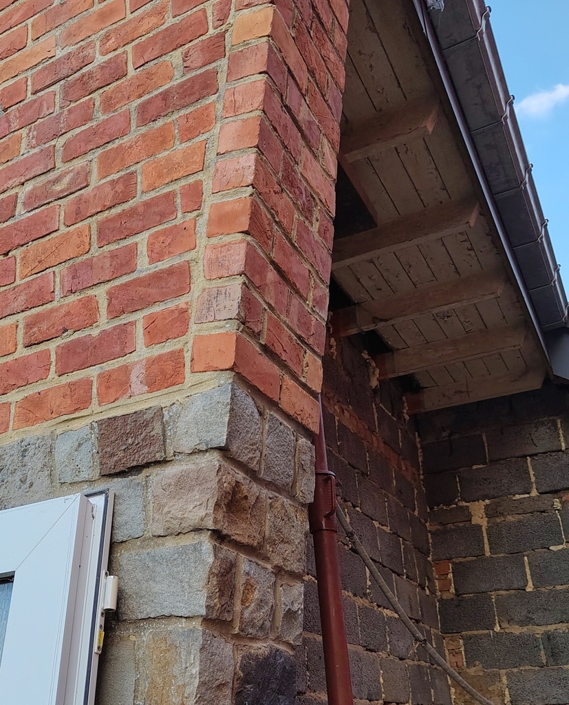 Brique ancienne nuancée - 60 m²