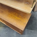 Bibliothèque en contreplaqué