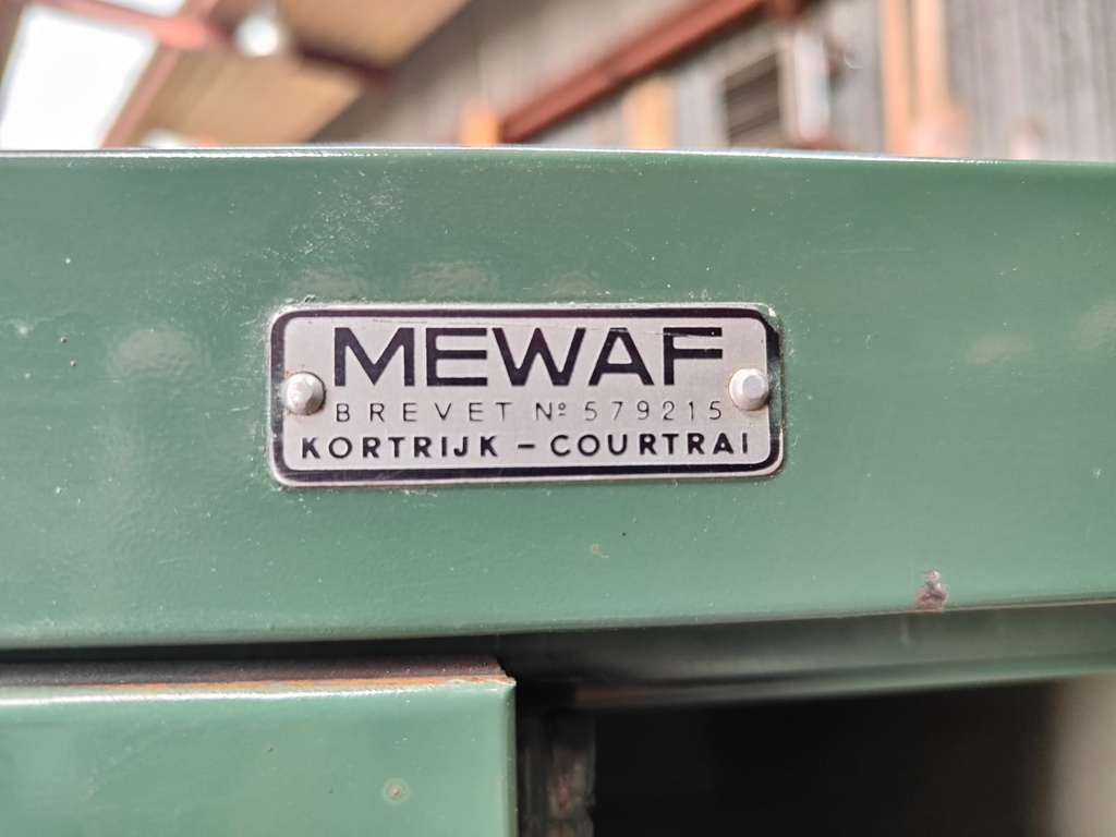 Armoire métallique MEWAF verte