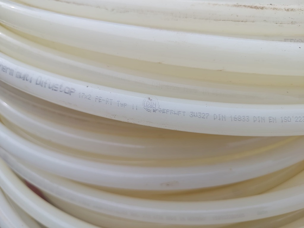 Tube PEX blanc 16x2 au mètre (copie)
