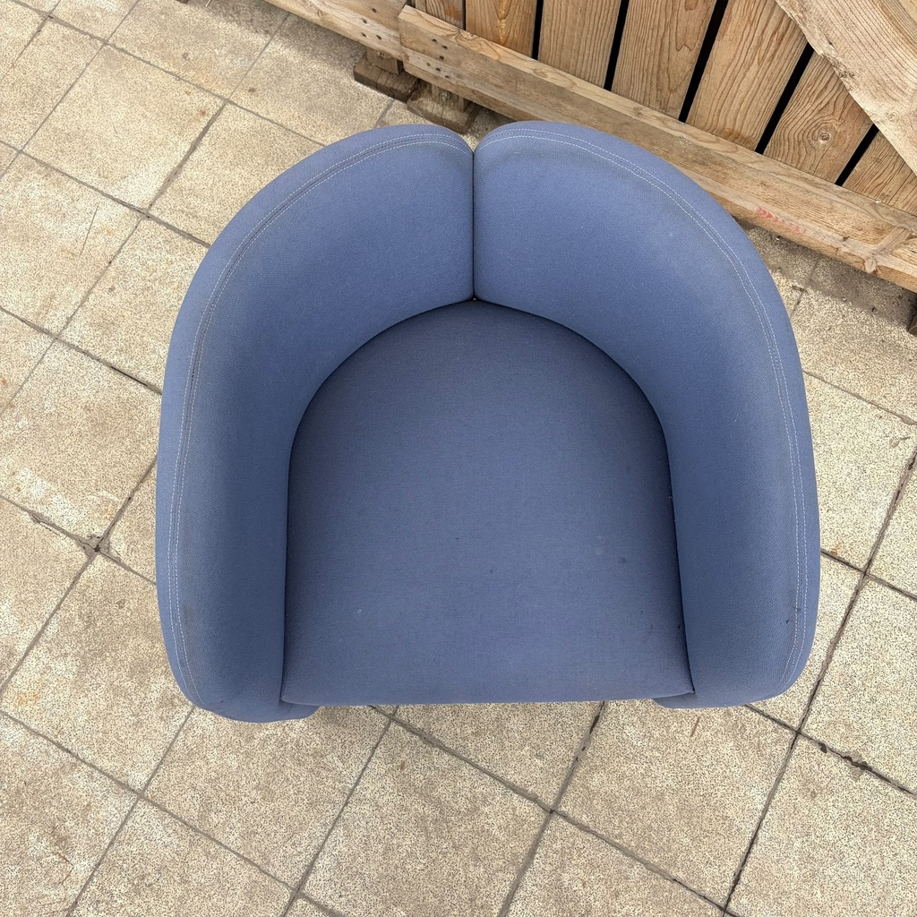 Fauteuil crapaud enveloppant design - bleu