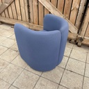 Fauteuil crapaud enveloppant design - bleu