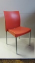 Chaise plastique orange
