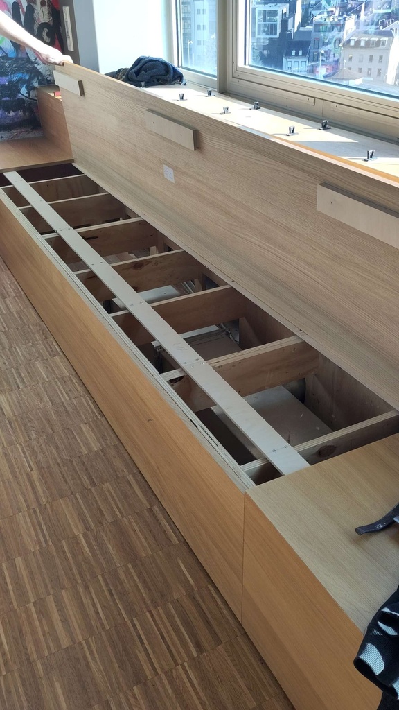 Banquette en bois