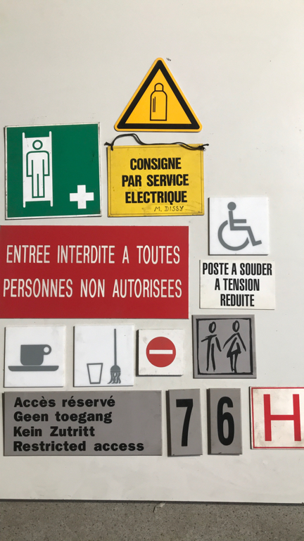 Signalétiques diverses