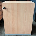 Armoire basse en bois