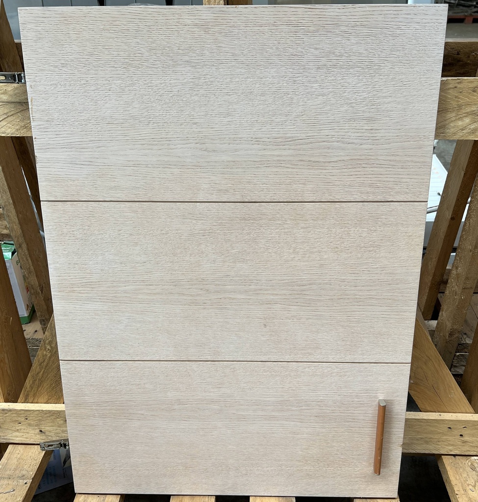 Porte d'armoire en bois