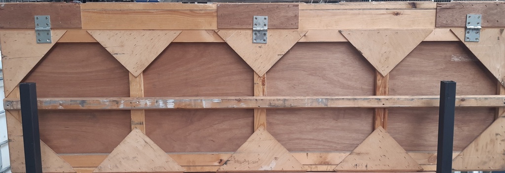 Coffre en bois