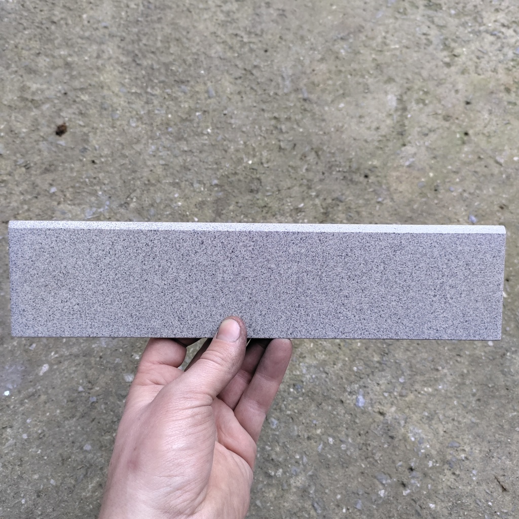 Plinthe carrelage