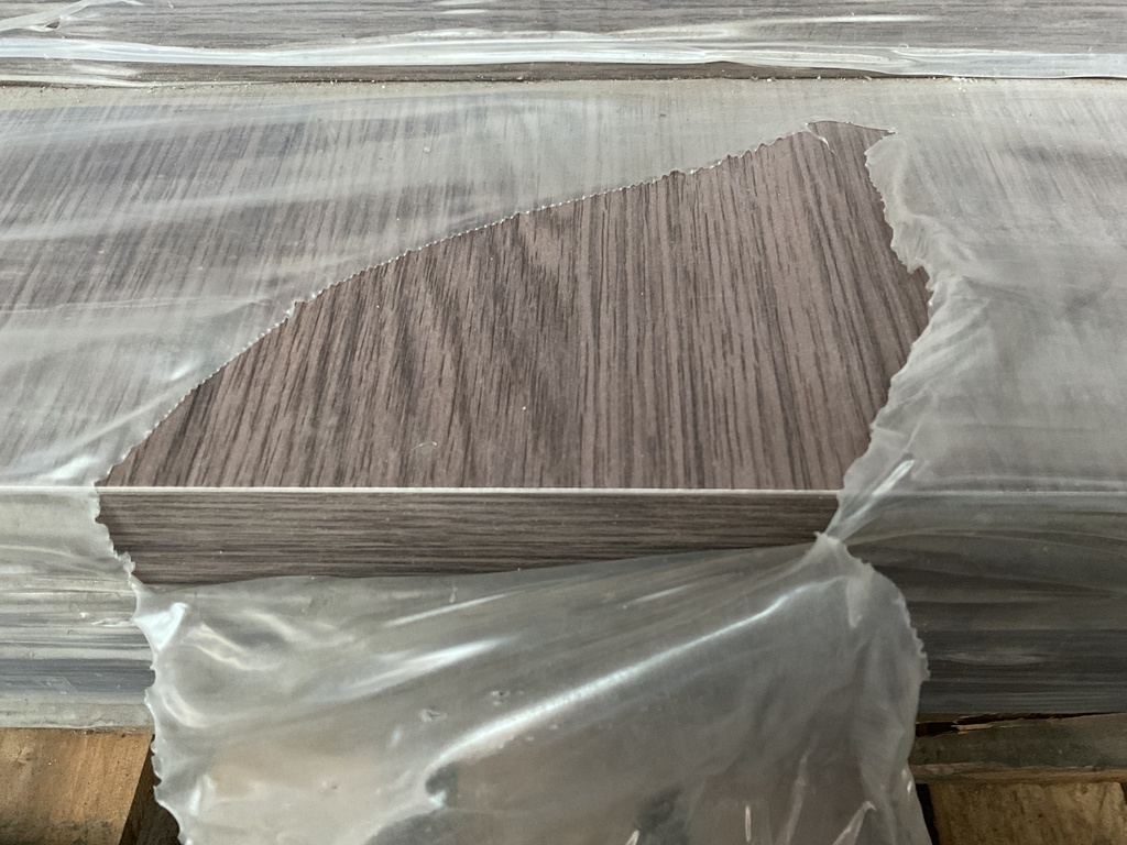 Porte imitation chêne anthracite