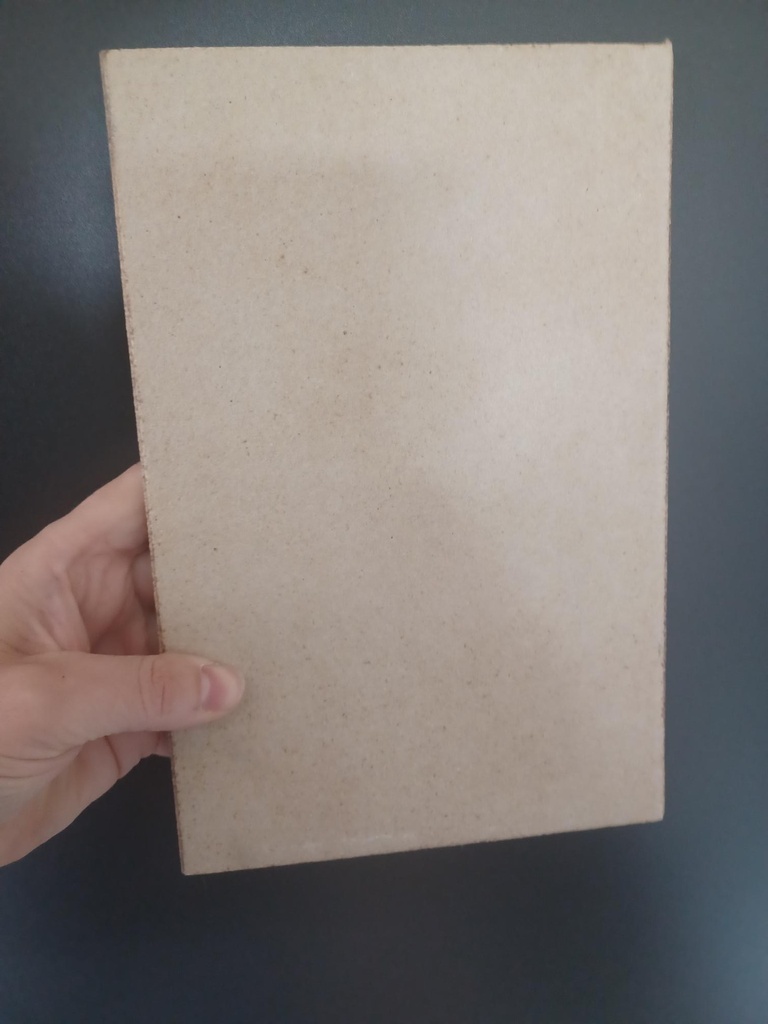 Carrelage beige sablé