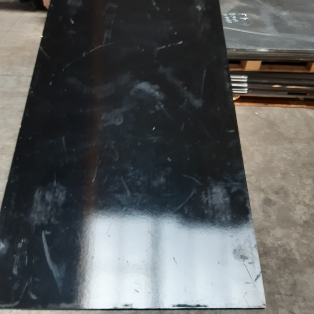 Panneaux MDF noir