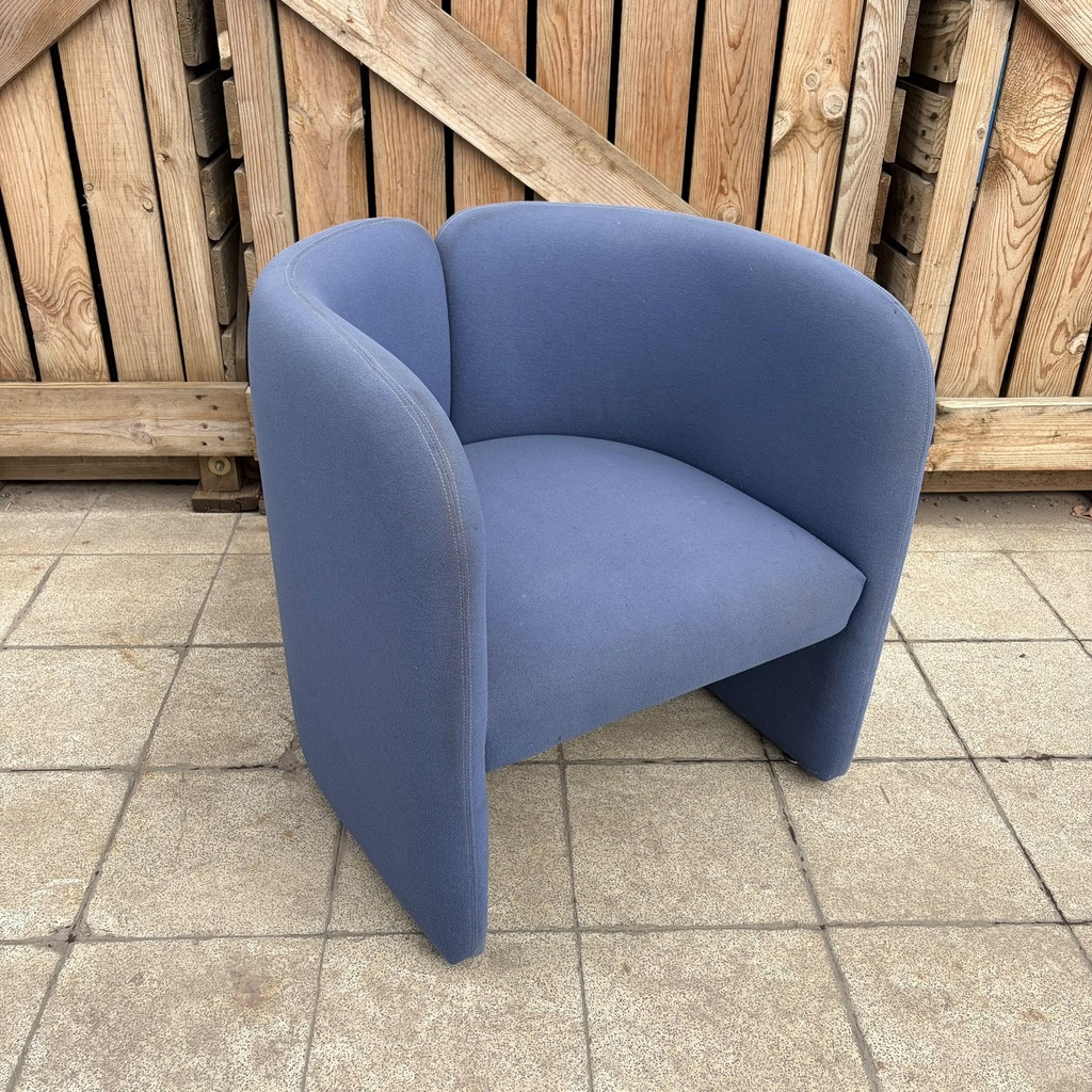 Fauteuil crapaud enveloppant design