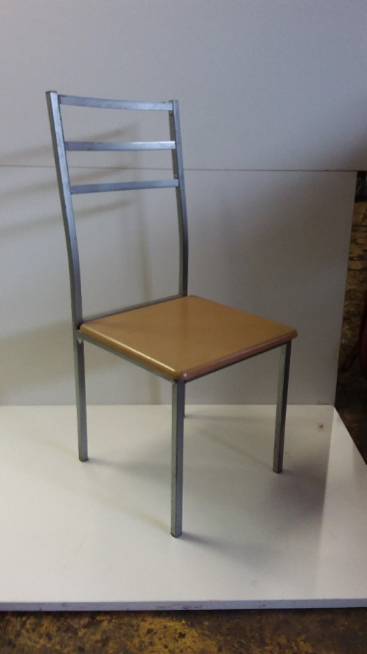 Chaise bois et métal