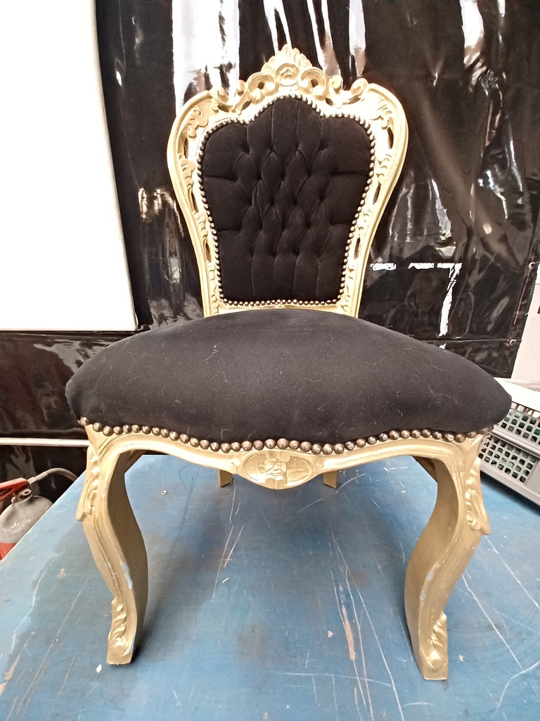 Chaise style Louis XV