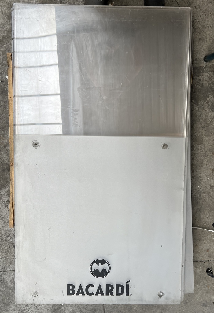 Panneau de plexiglass BACARDI