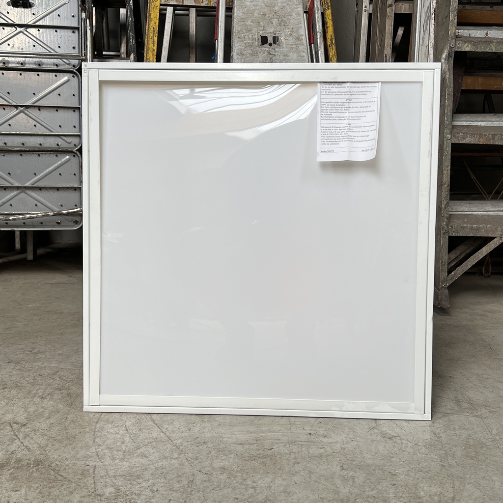 Éclairage LED faux-plafond