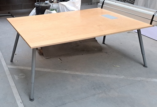 [Comensia] Bureau