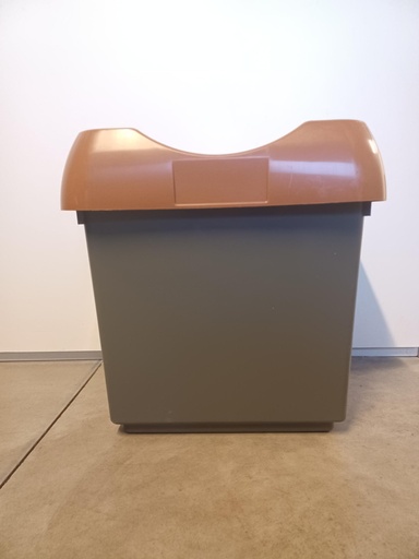 Poubelle de bureau