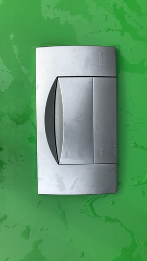 Plaque de commande WC