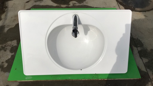 Lavabo en métal