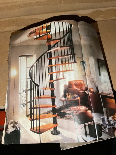 [SERAING] Escalier en colimaçon