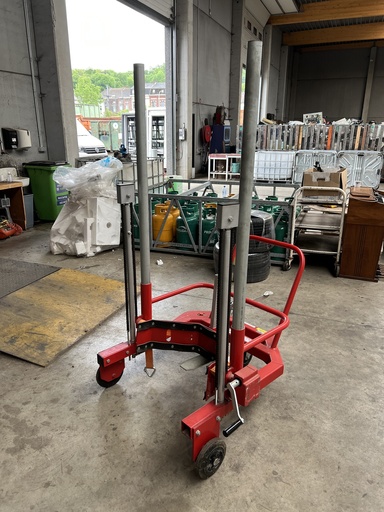 [RX47] Retourneur de fût