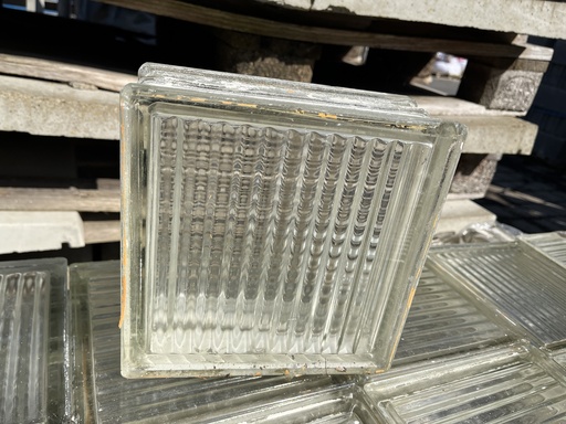 [CONVENTS] Briques de verre
