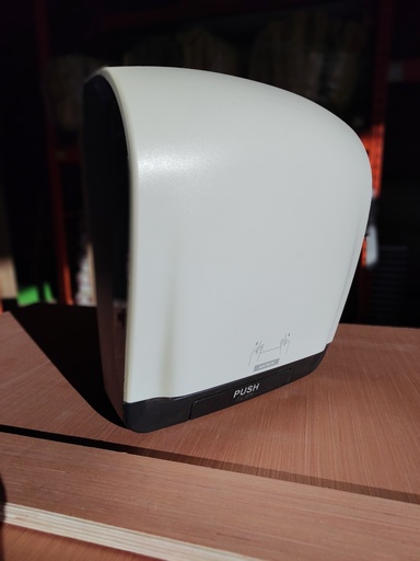 Distributeur essuie-main