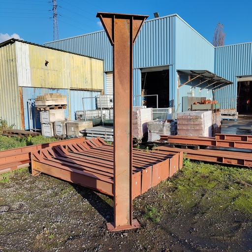 Poteau acier 2,6 m