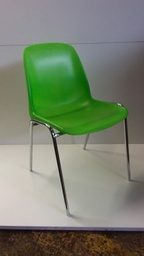 Chaise plastique verte